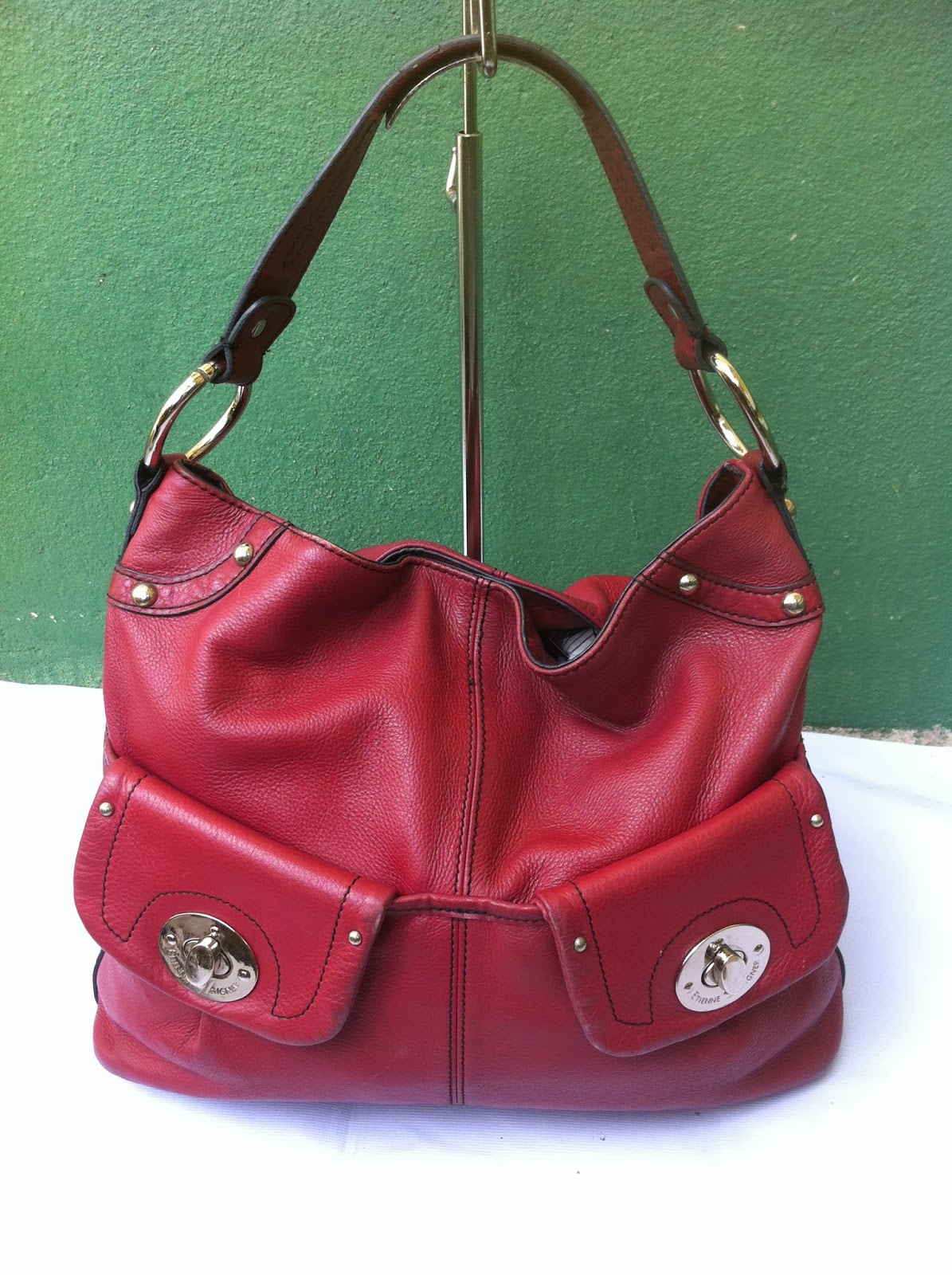 DYBUNDLE COLLECTION: AUTHENTIC ETIENNE AIGNER LEATHER HOBO BAG (sold)