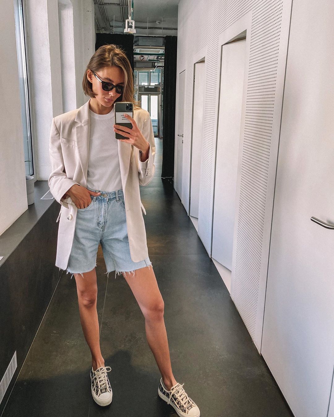 This Outfit Covers All of Our Favorite Basic Summer Pieces