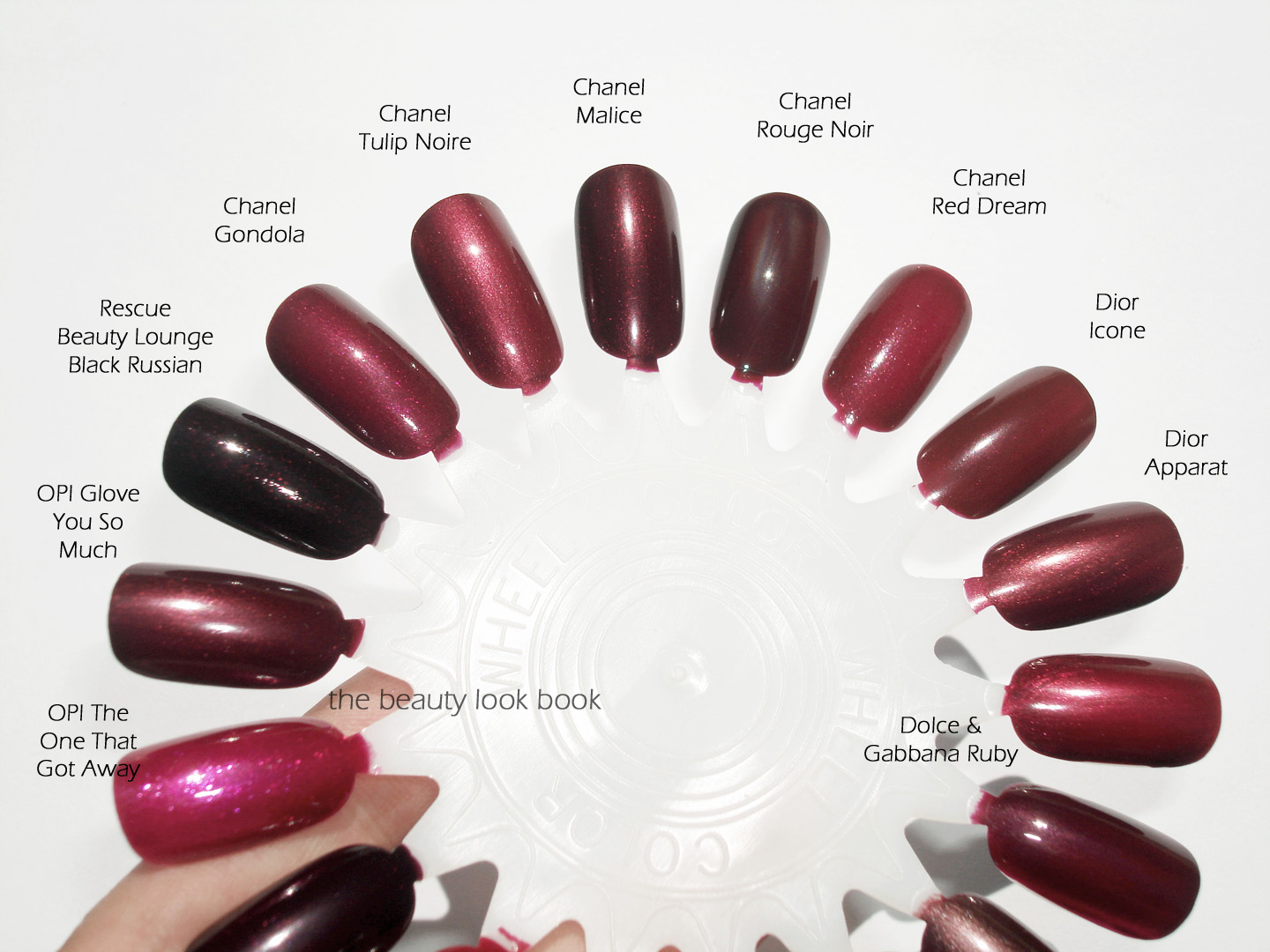 Chanel Malice #637 Le Vernis - Holiday 2012 - The Beauty Look Book