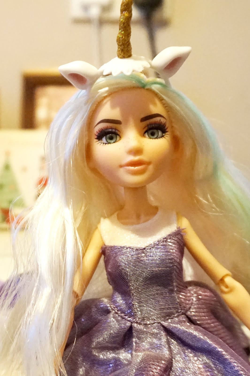 PROJECT MC2 DOLL - REVIEW Beth Owen