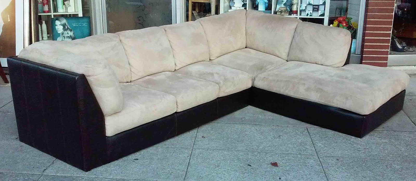 UHURU FURNITURE & COLLECTIBLES SOLD Two Toned Sectional Sofa 300