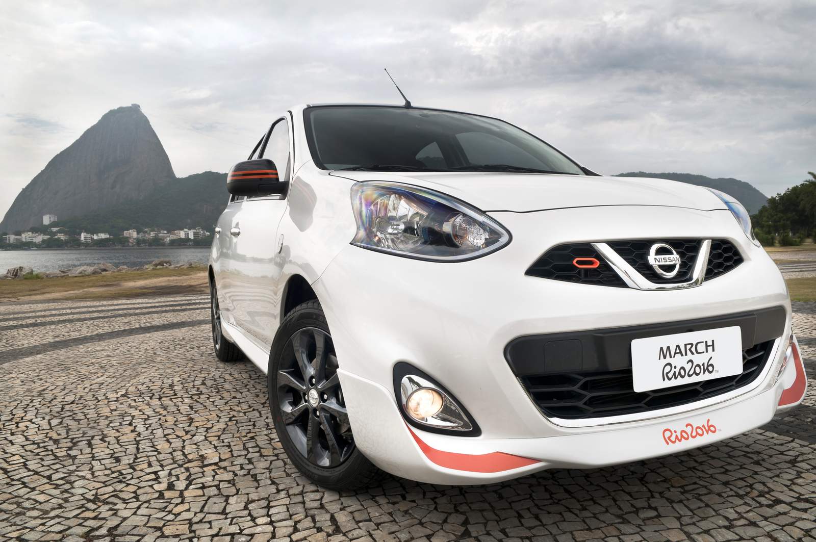 Nissan March Rio 2016™ fotos, preços e especificações
