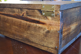 DIY Wooden Box by Over The Apple Tree