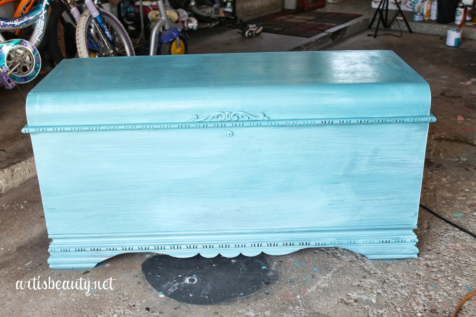 ART IS BEAUTY Painted Cedar Chest Makeover
