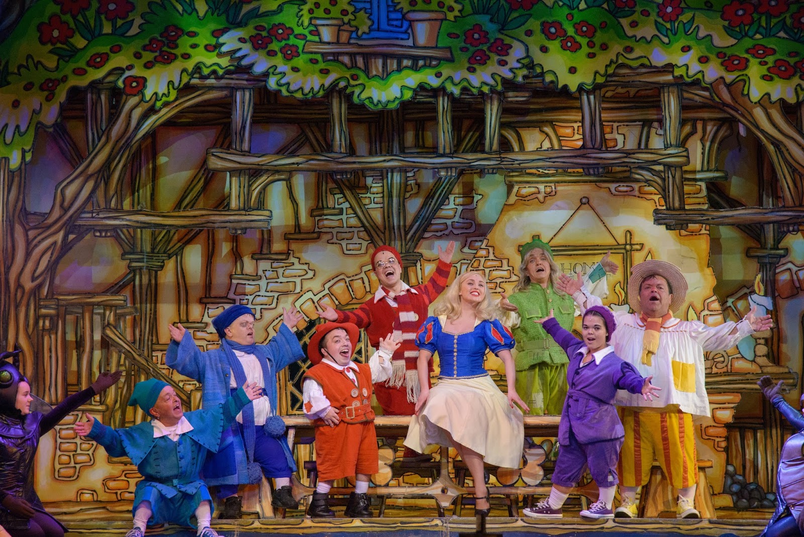 Writebase Theatre Snow White