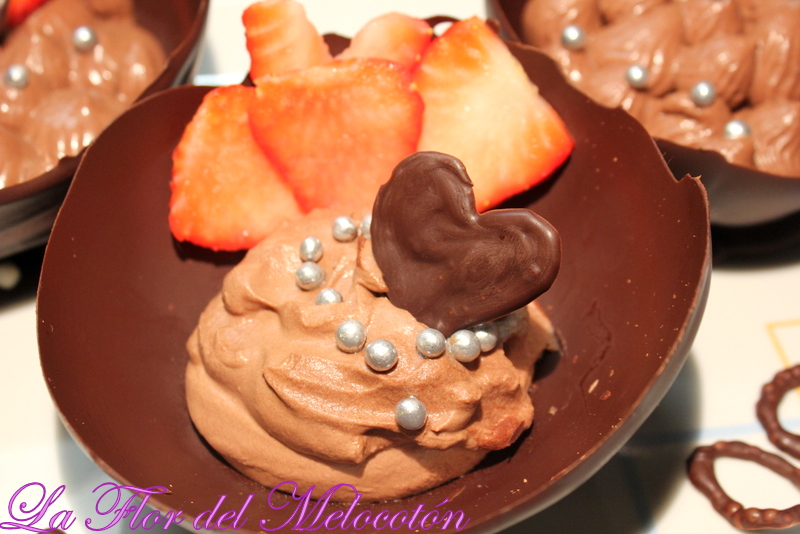 Mousse de chocolate y Bayleys en cuenco de chocolate