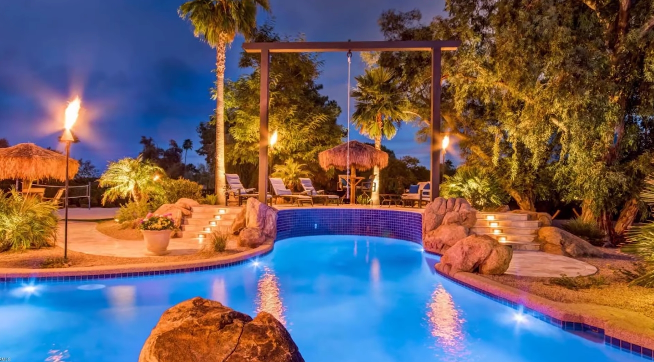 19 Photos vs. This Arizona Mega Mansion Features the Largest Private Lazy River in America - Luxury Home & Interior Design Video Tour 19 Photos vs. This Arizona Mega Mansion Features the Largest Private Lazy River in America - Luxury Home & Interior Design Video Tour