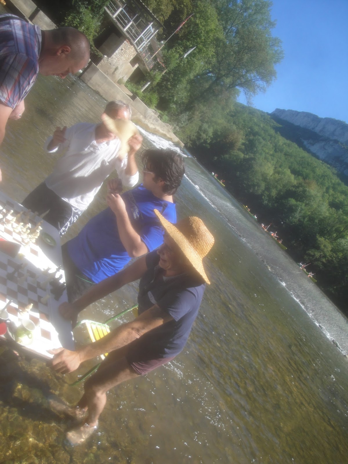 Canal SaintMartin Echecs 1er Fide de Saint Antonin Noble Val (82)