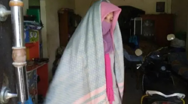Nah Kan... Perempuan Mengaku Nabi ke-26 Dibawa ke RS Jiwa Nah Kan... Perempuan Mengaku Nabi ke-26 Dibawa ke RS Jiwa