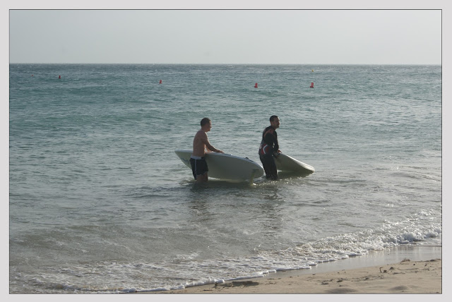 Niños surferos