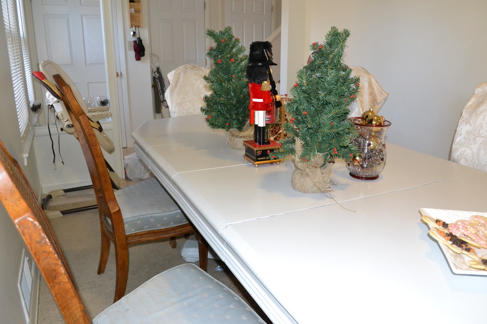 Four Little Gems Painting and Sealing A Dining Room Table. Pt. 3