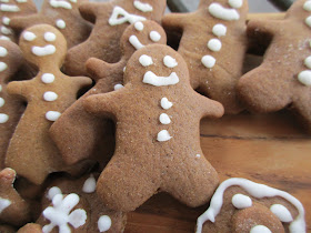 Tacoのときどき書く日記 ミネソタ生活の記録 ジンジャーブレッドマンクッキー Gingerbread Man Cookies