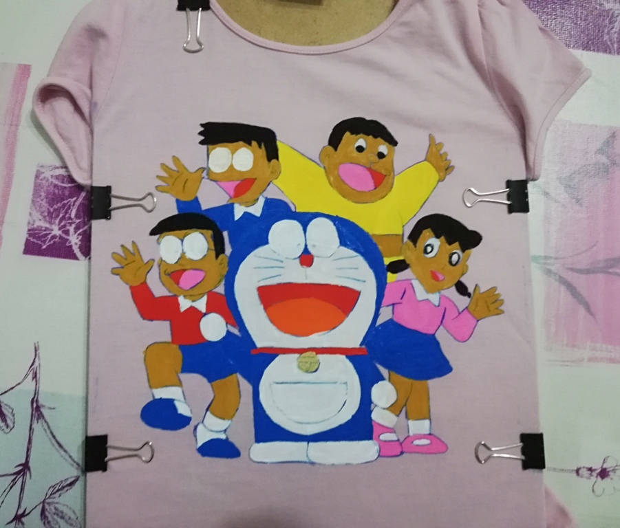 Un poco de... na CAMISETA DE DORAEMON