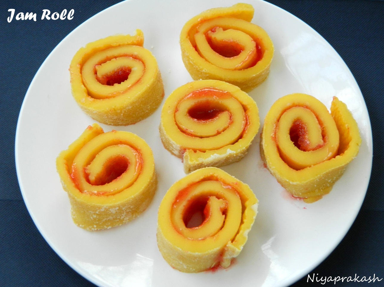 Niya's World Swiss Roll