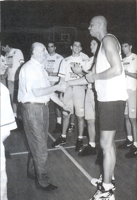 Jean Piaget se classifica e pega o Liceu Santista na próxima fase da 7ª  Copa TV Tribuna de Basquete, copa tv tribuna de basquetebol escolar