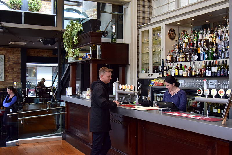 Browarnik Tomek Z wizytą w lokalu Brew on Quay w Auckland