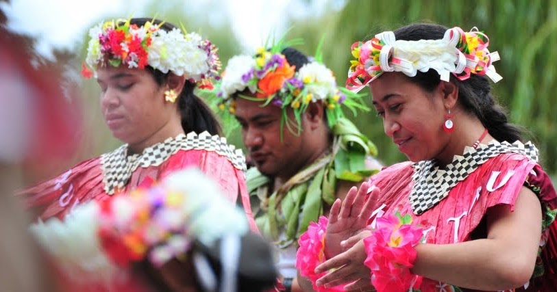 OLALEKAN ODUNTAN: Kiribati Holidays and Festivals
