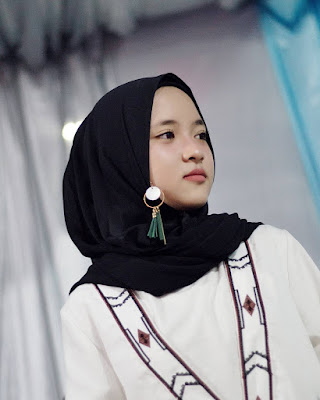 Biodata Nissa Sabyan Biodata Nissa Sabyan