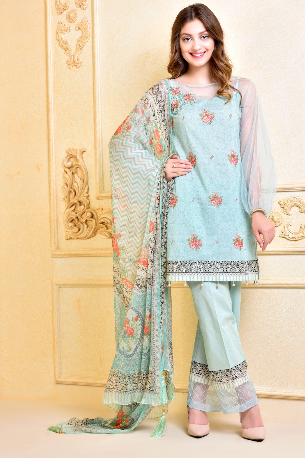 Kayseria Fabric Collection 2017 FABRIC 2165 (3PC) with model Neha Rajpoot