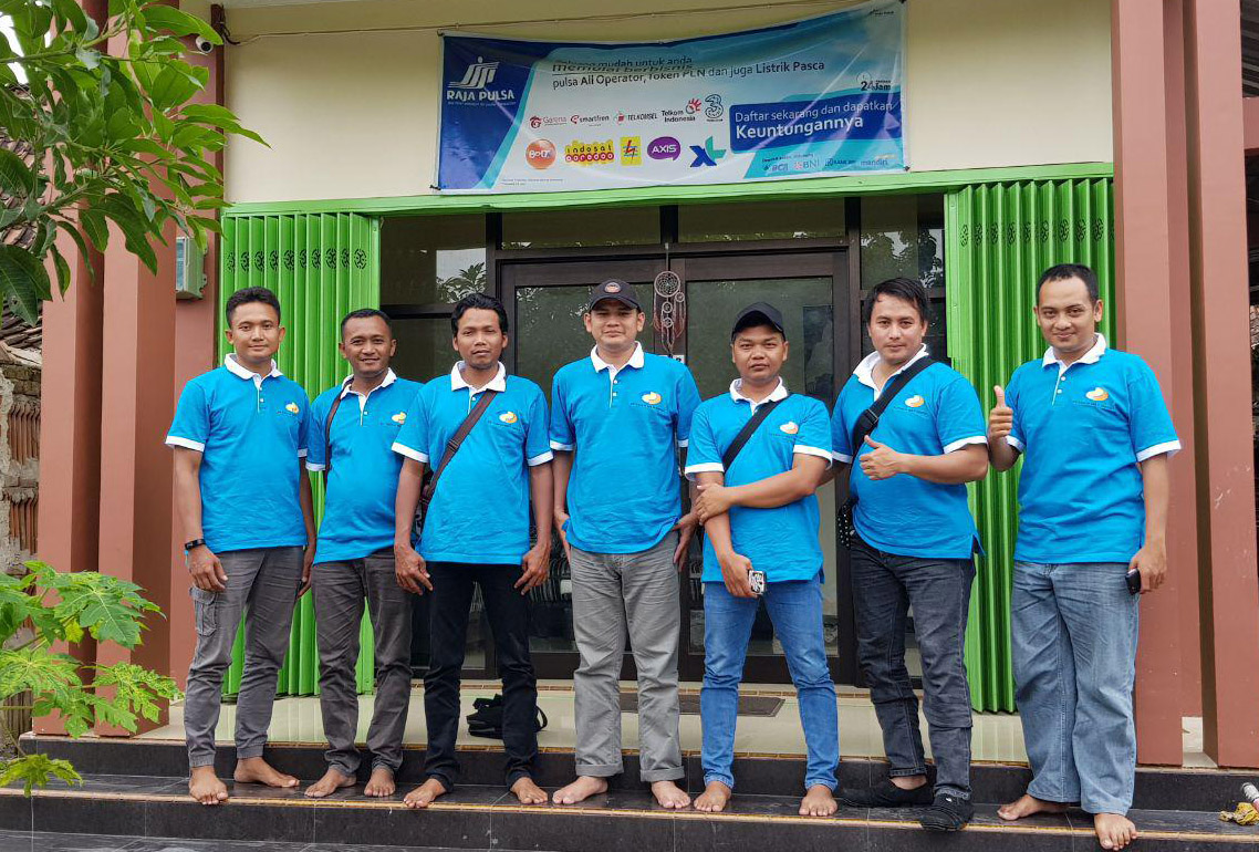 Grosir Pulsa dan paket data murah di SELUMA Grosir Pulsa dan paket data murah di SELUMA