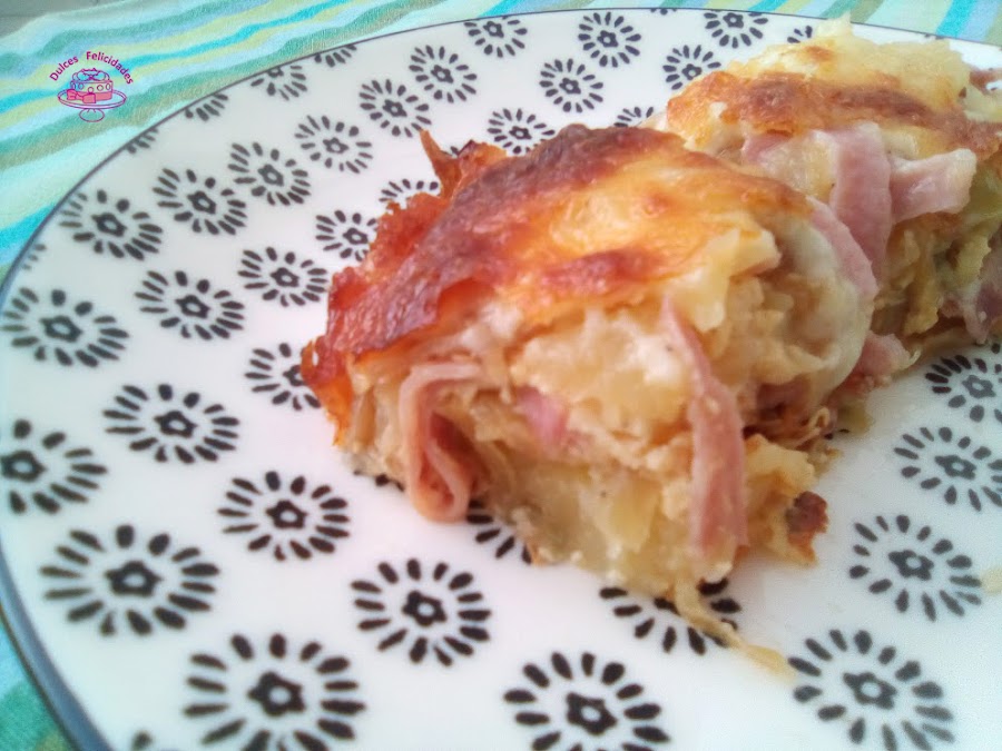 Pastel de patatas con cebolla caramelizada