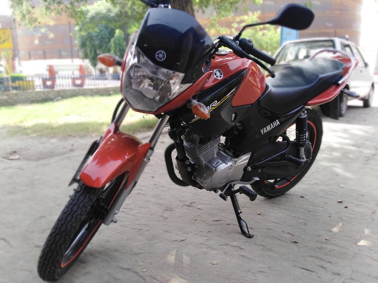 Maazullah: Yamaha YBR 125