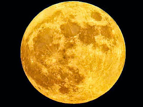 full moon, centered