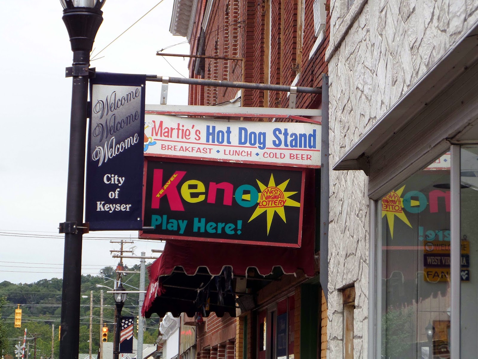 2 Live Freely PhotosoftheWeek Martie's Hot Dog Stand, Keyser