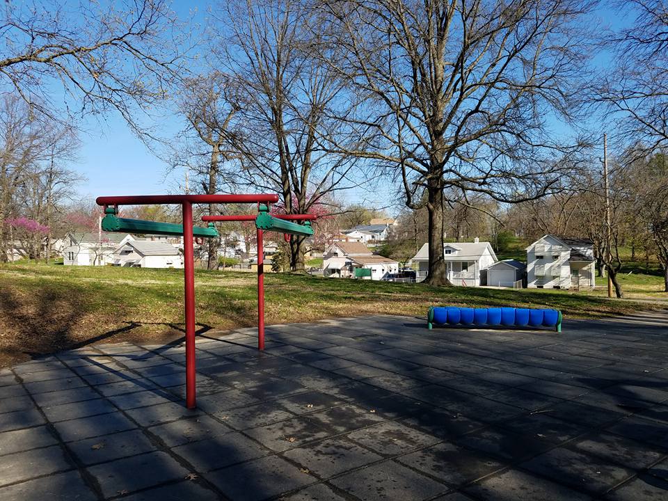 Play St. Louis Black Forest Park, Lemay