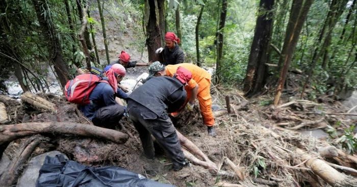 Diduga Penyebab Banjir Bandang Hutan Sekitar Air Terjun Dua Warna Sudah