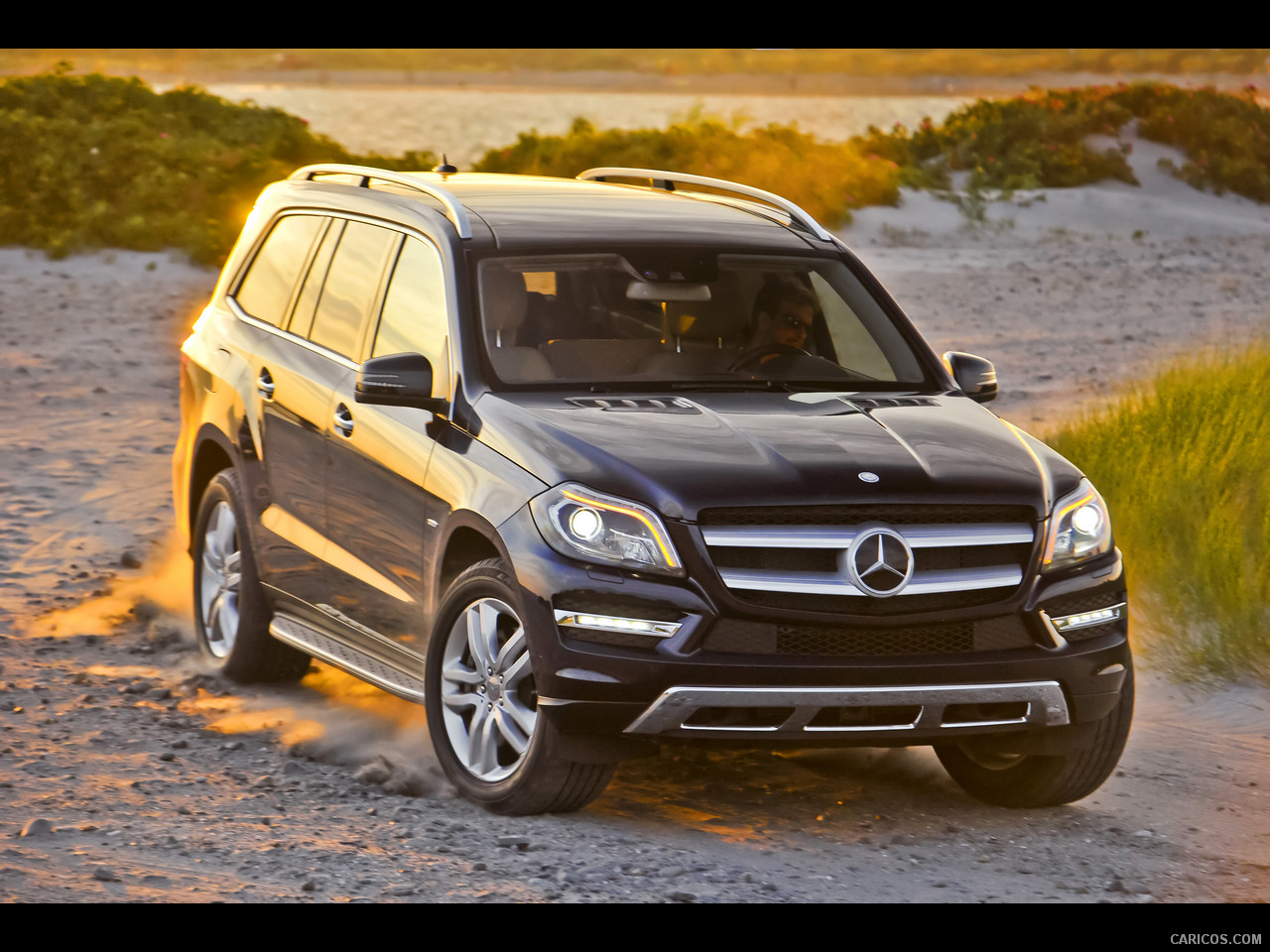 Mercedes-Benz GL-Class Mercedes-Benz GL-Class