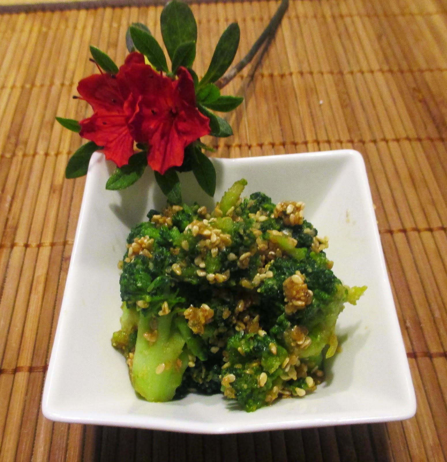 Otaku Family Broccoli Gomaae