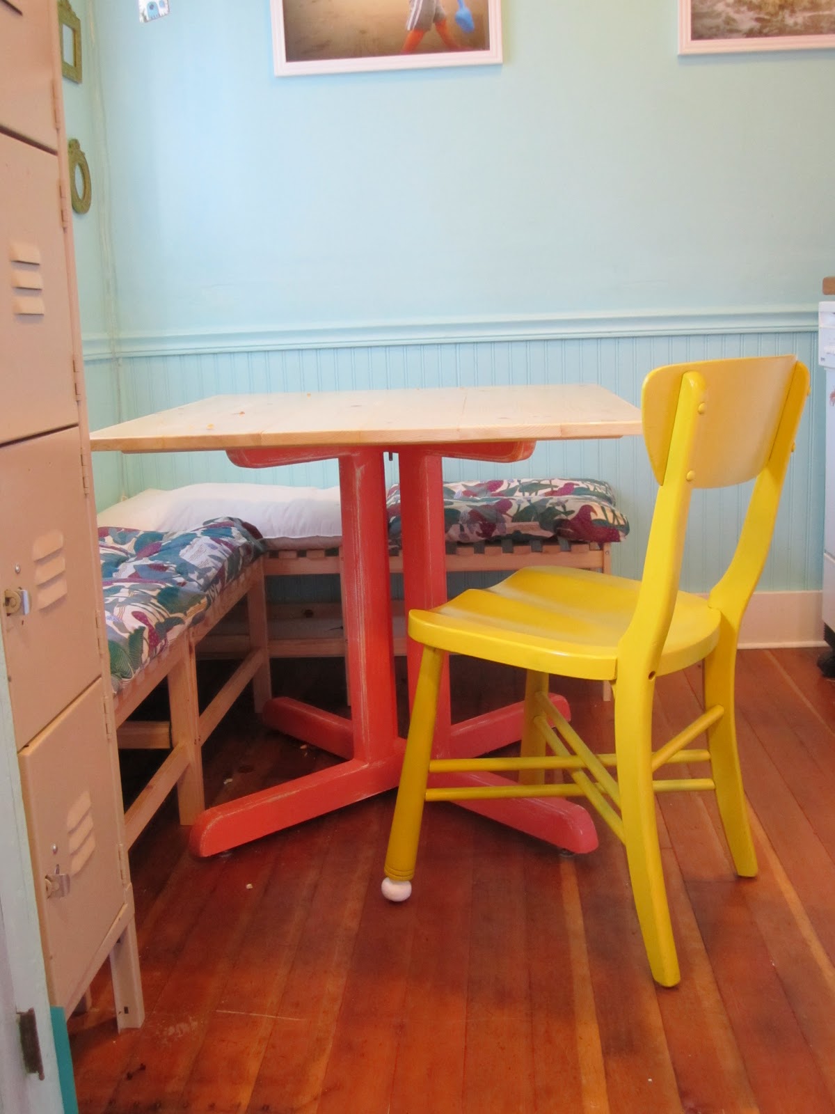 Yellow chair, yellow chair, what are they feeding you... - Courtney