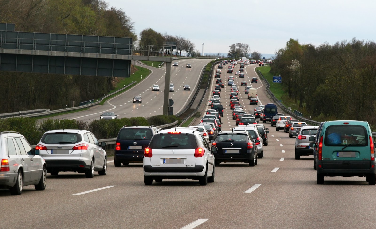 Stau Schweiz - world of desire Stau Schweiz - world of desire