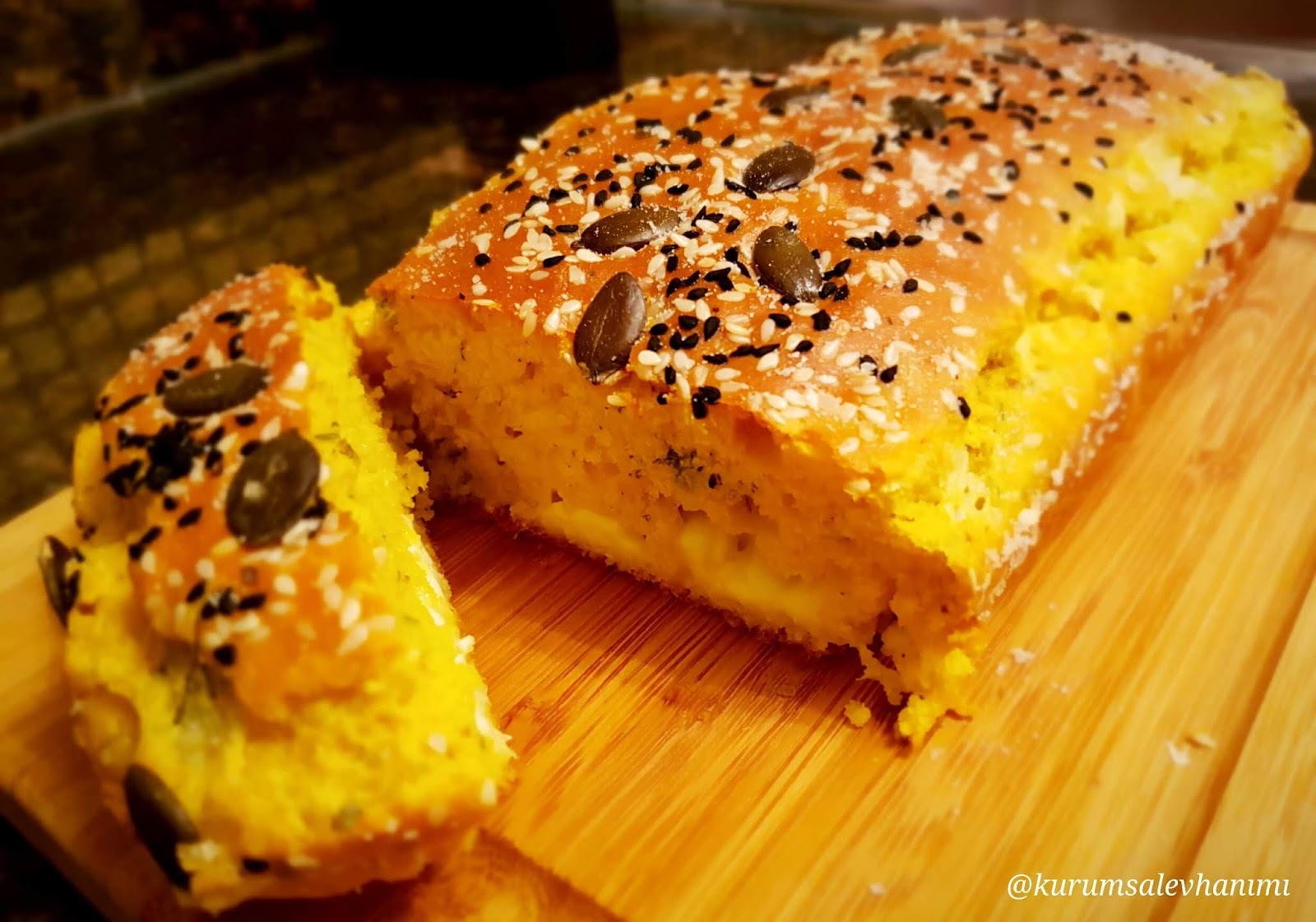 Peynirli Glutensiz Kek (Ekmek) Kurumsal Ev Hanımı