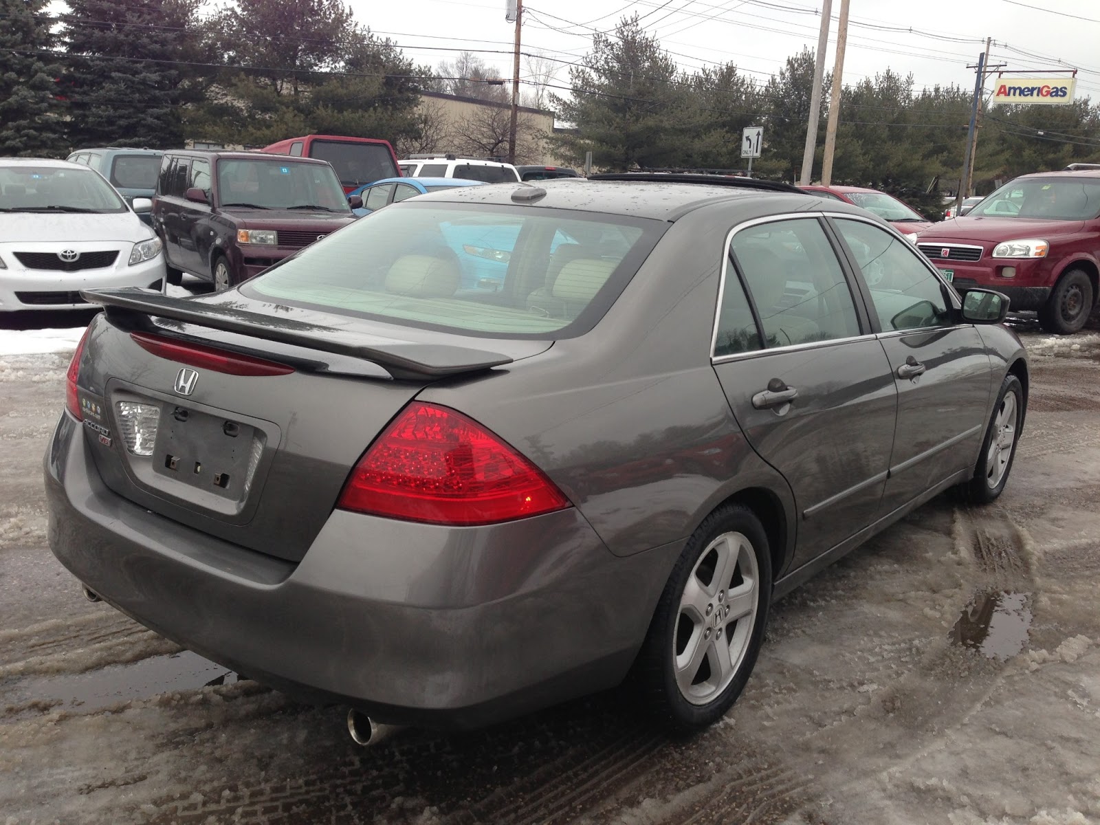 Earthy Cars Blog: EARTHY CAR OF THE WEEK: Grey 2007 Honda Accord 3.0 EX