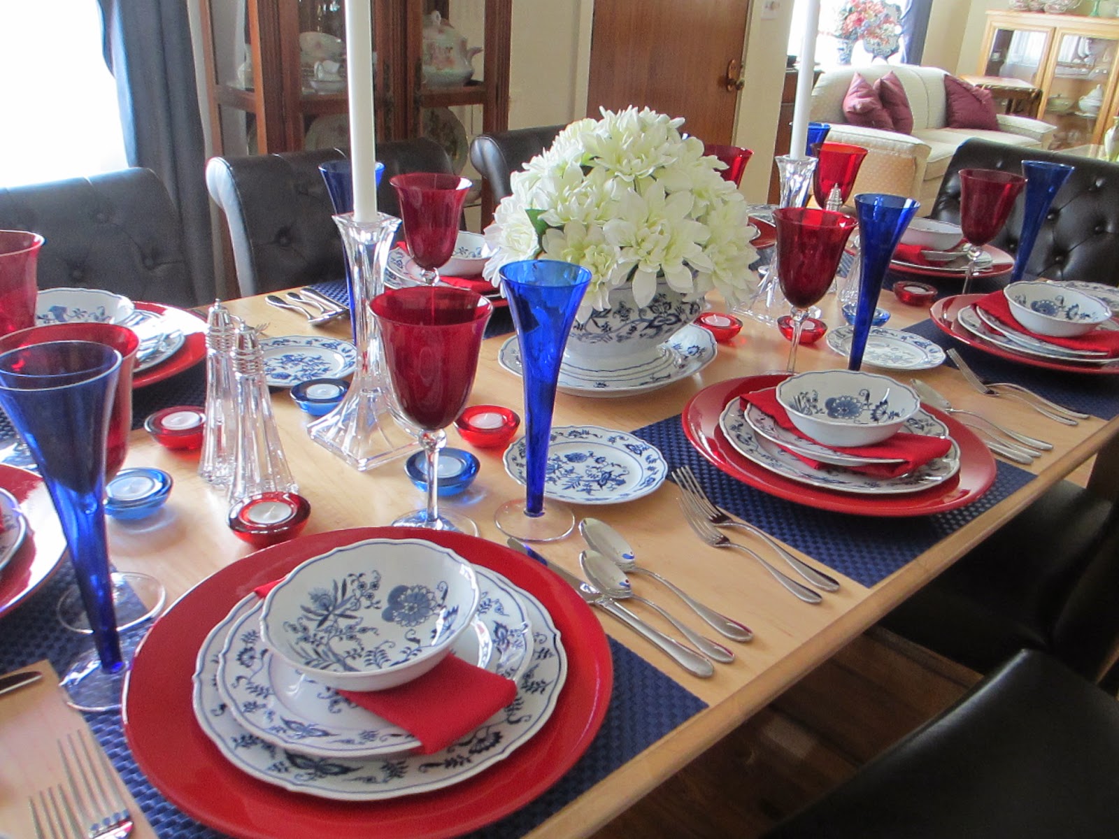 The Guest Blue Danube 4th of July Tablescape