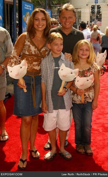 Pat Sajak with his wife Lesly Brown and two children Patrick and Maggie
