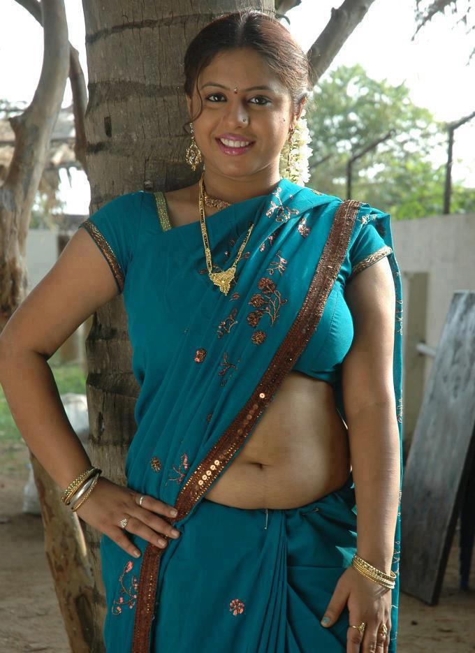680px x 935px - Hot indian girls in saree - Naked photo