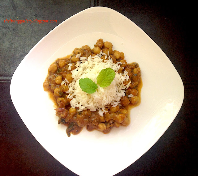 CHICKPEA CURRY (VEGAN RECIPE)