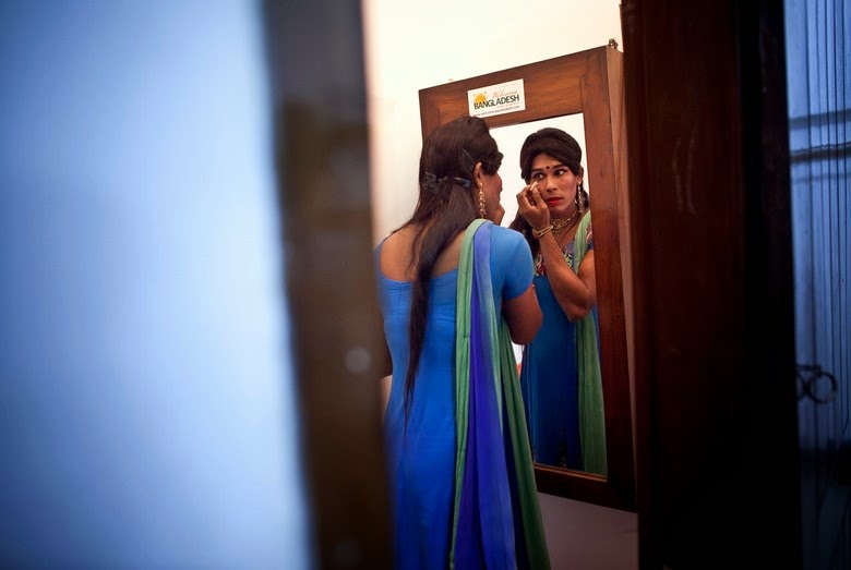 India  Made History by Selecting Madhu Kinnar as  First   Transgender Mayor