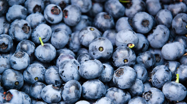 Blueberries: Health Benefits, Facts, Research Blueberries: Health Benefits, Facts, Research