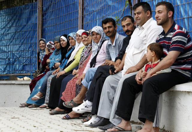 Αμερικανικές πολιτείες αρνούνται να δεχτούν Σύρους πρόσφυγες