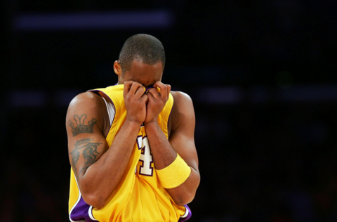 After announcing his retirement, Kobe Bryant will have a long emotional season 