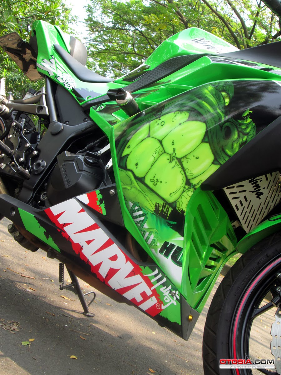 Gambar Motor Kawasaki Ninja N250 FI 2014 Stripping Baru Gambar