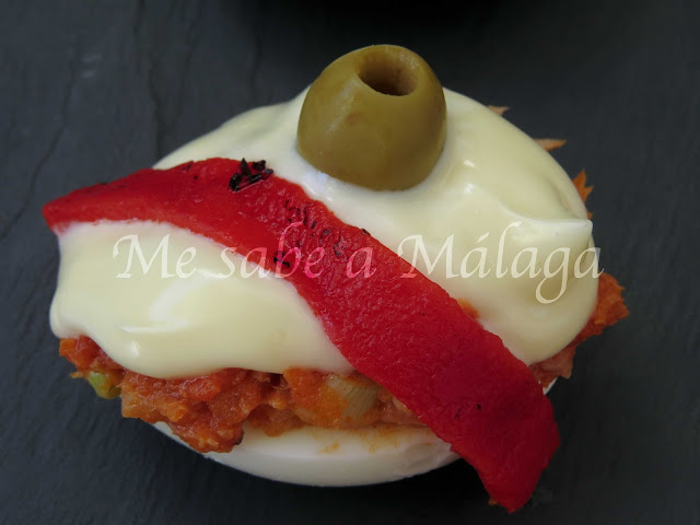 receta malagueña de huevos rellenos de atún