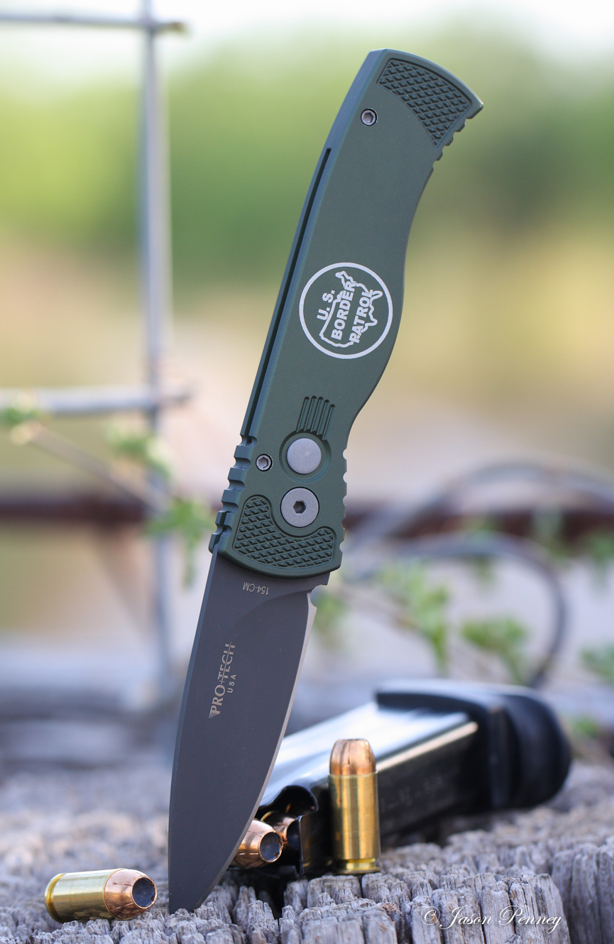 El Centavo's Gear Reviews Protech TR2 Automatic knife review