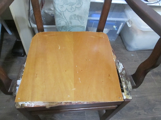 IMG 0221 - כסא של אדמ"ור- עוד השראה לתחרות !!!