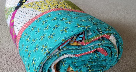 Dreamworthy Quilts: One quilt bound - another one outline quilted!