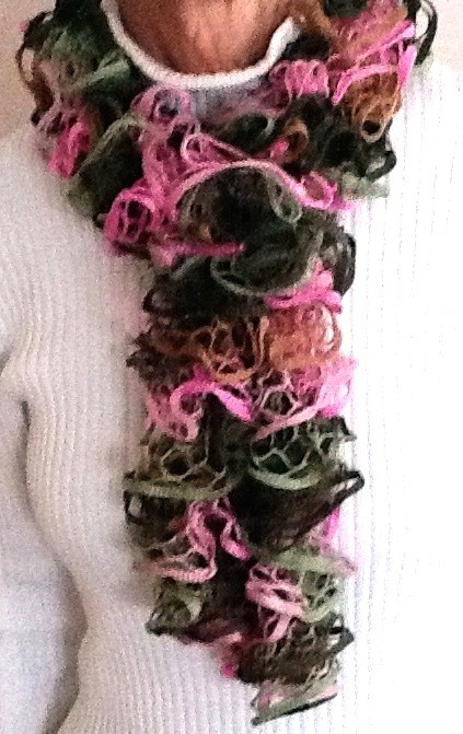 Arlene's Bags: Ruffled Scarves